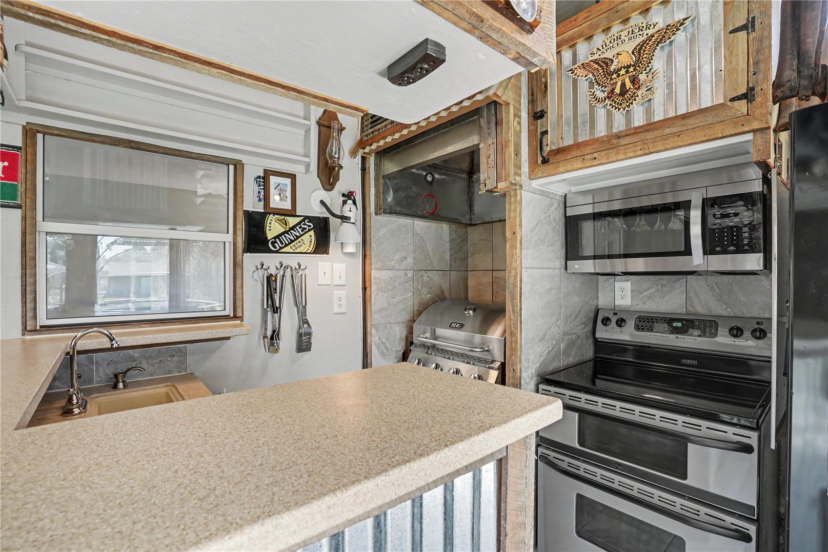 283 Sussex Drive NE Cedar Rapids IA 52402