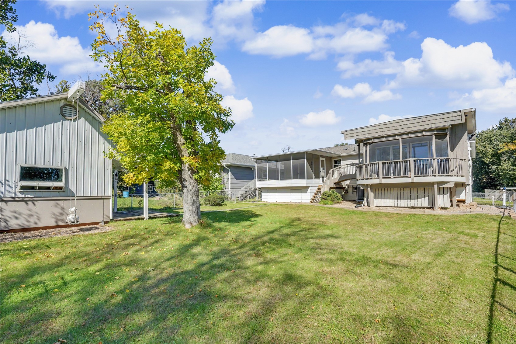 283 Sussex Drive NE Cedar Rapids IA 52402