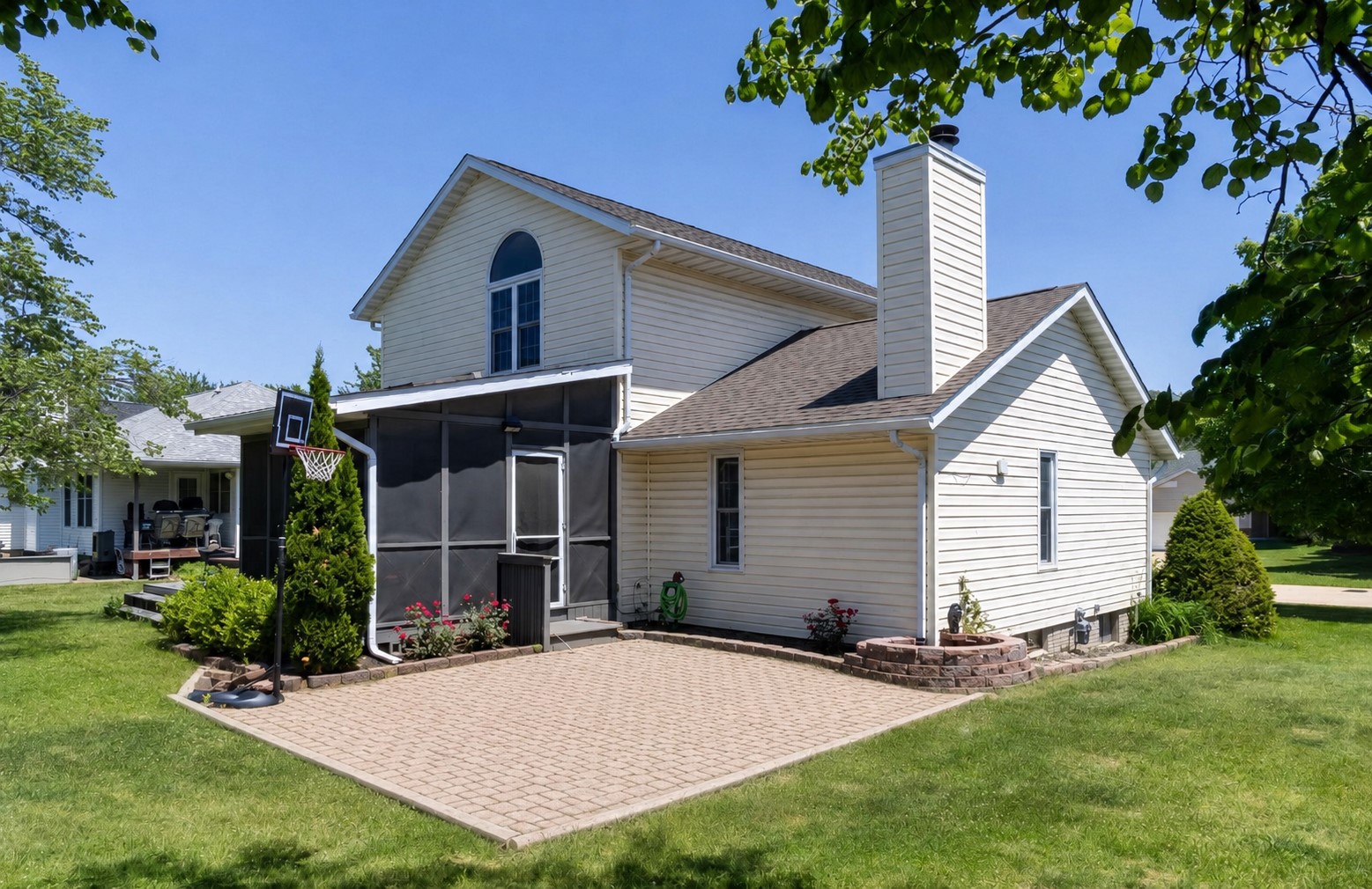 Marion IA, 3010 Meadow Glen Street