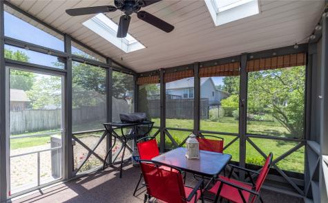 3010 Meadow Glen Street Marion IA 52302