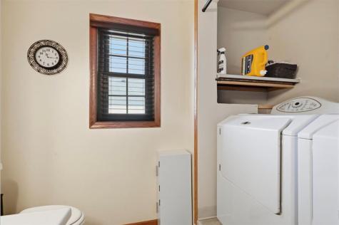 3010 Meadow Glen Street Marion IA 52302