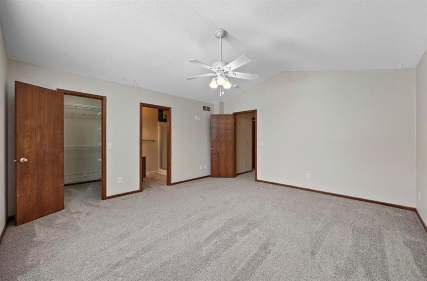 3010 Meadow Glen Street Marion IA 52302