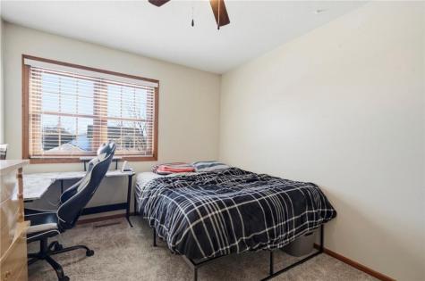 3010 Meadow Glen Street Marion IA 52302