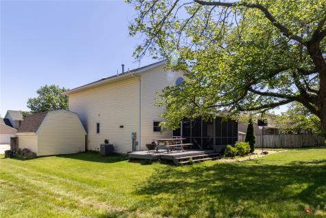 3010 Meadow Glen Street Marion IA 52302