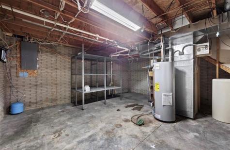 3010 Meadow Glen Street Marion IA 52302