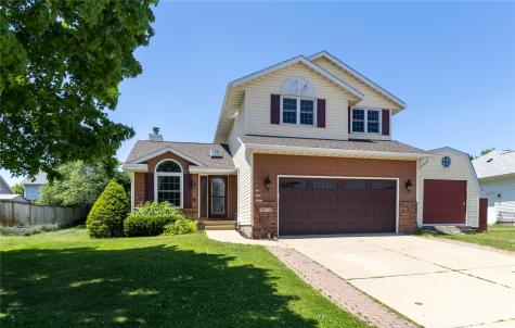 3010 Meadow Glen Street Marion IA 52302