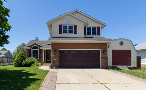 3010 Meadow Glen Street Marion IA 52302