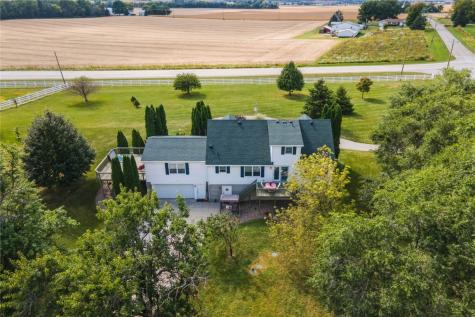 4000 Fay Road Center Point IA 52213