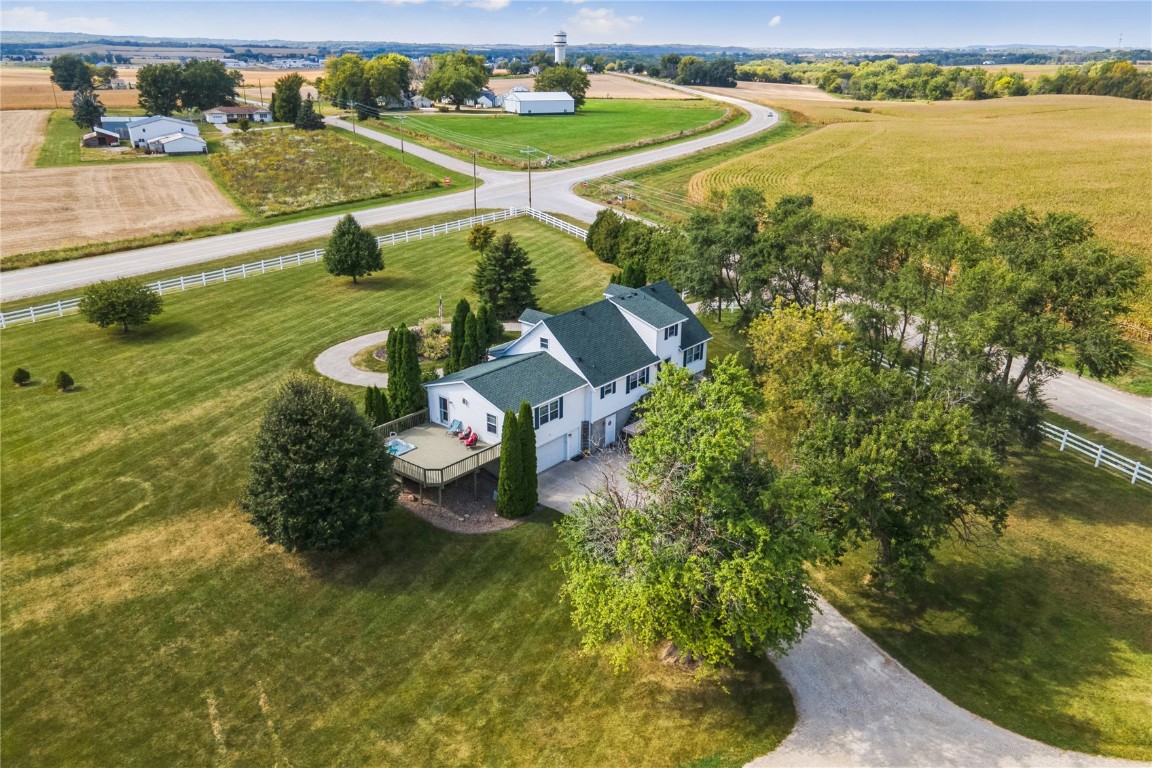 4000 Fay Road Center Point IA 52213