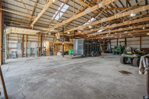 4000 Fay Road Center Point IA 52213