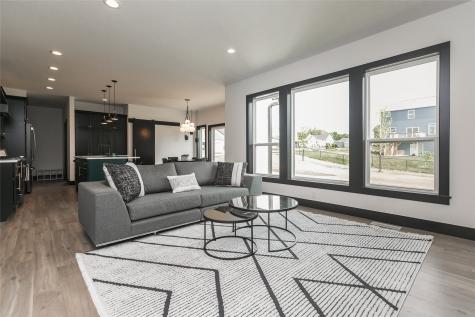 2027 Royal Oak Ridge Marion IA 52302