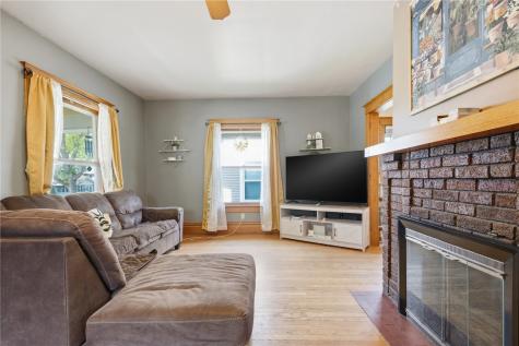 1834 6th Avenue SE Cedar Rapids IA 52403