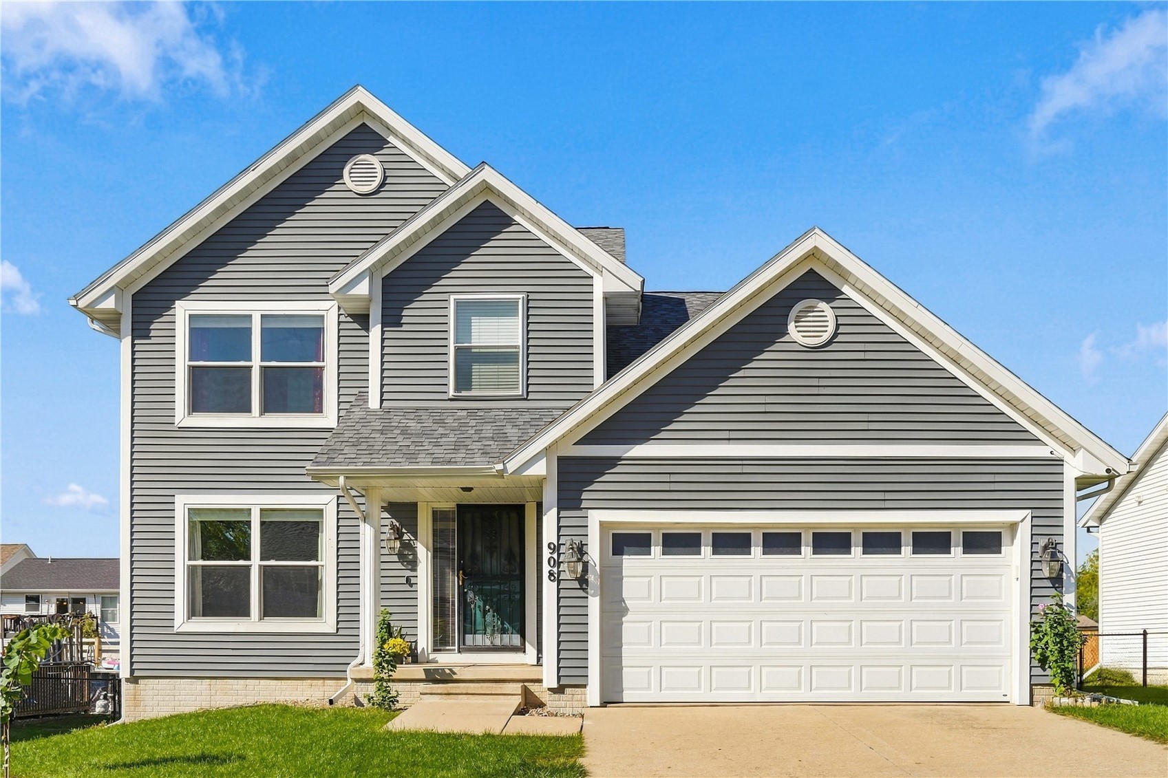 908 Rolling Creek Drive NE Cedar Rapids IA 52402