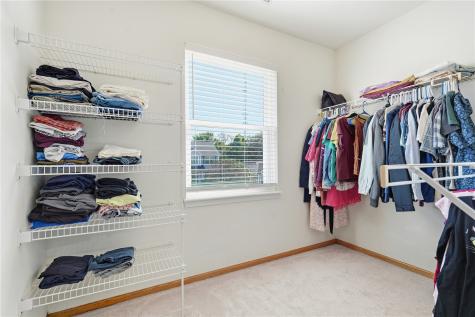908 Rolling Creek Drive NE Cedar Rapids IA 52402