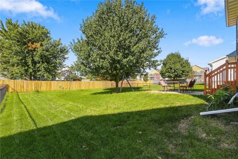 908 Rolling Creek Drive NE Cedar Rapids IA 52402