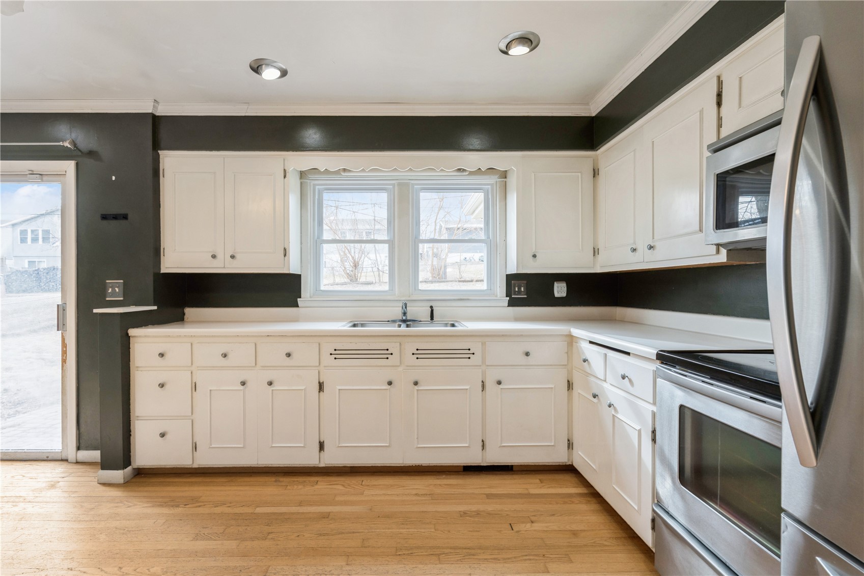 3221 Sue Lane NW Cedar Rapids IA 52405