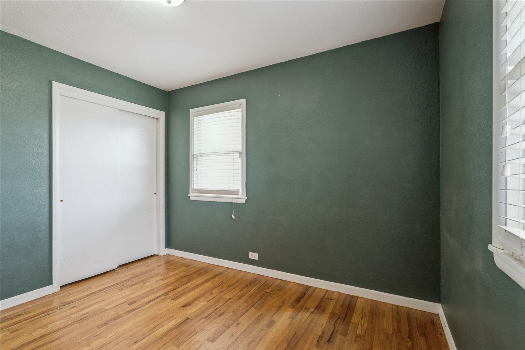 3221 Sue Lane NW Cedar Rapids IA 52405