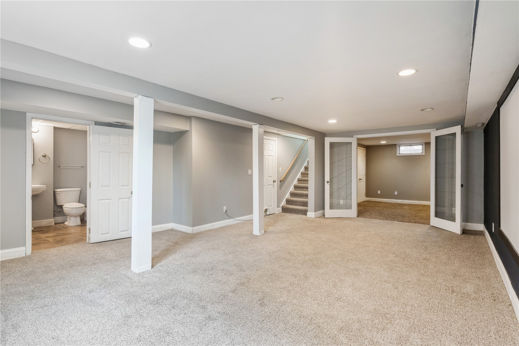 3221 Sue Lane NW Cedar Rapids IA 52405