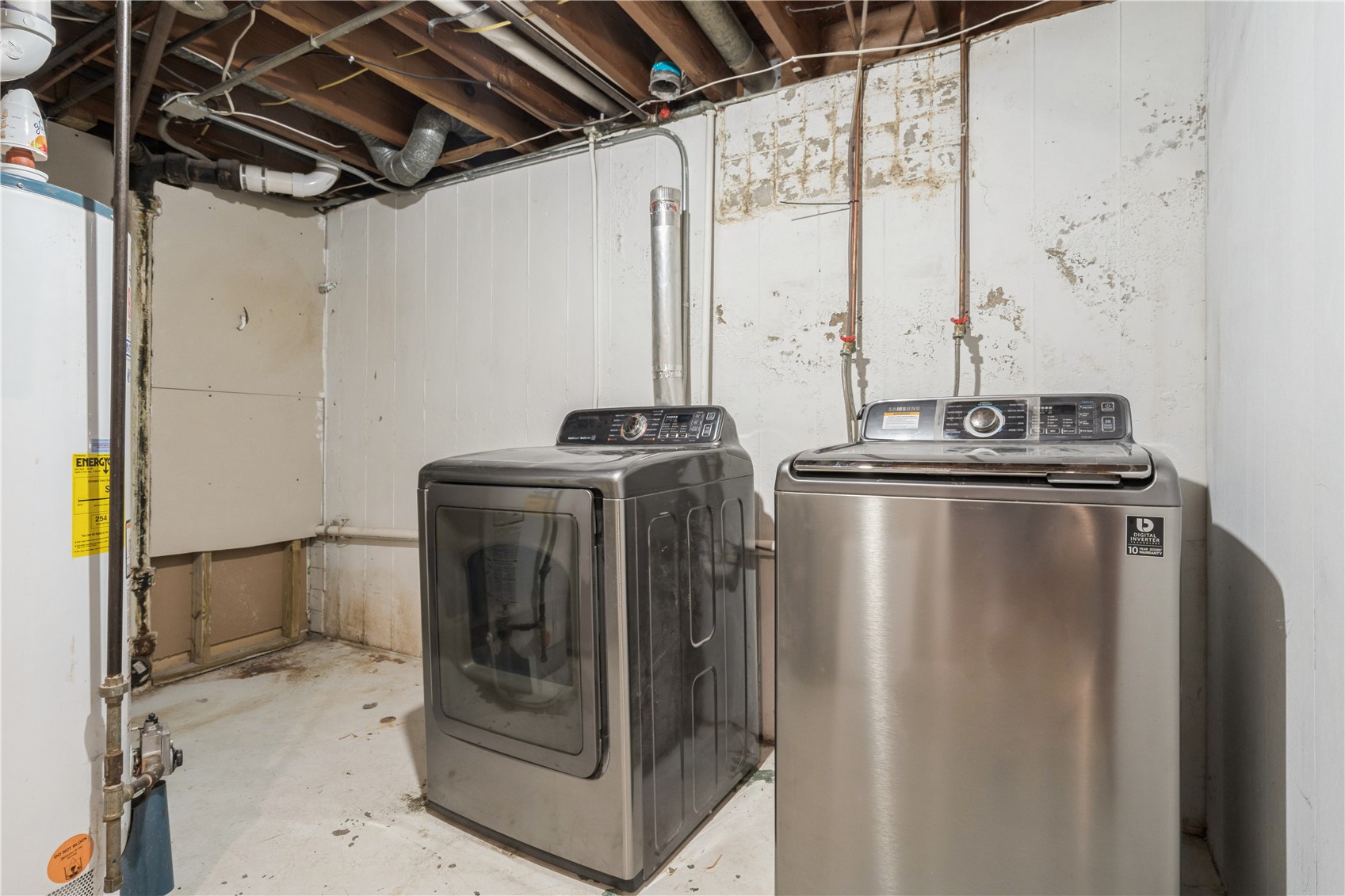 3221 Sue Lane NW Cedar Rapids IA 52405