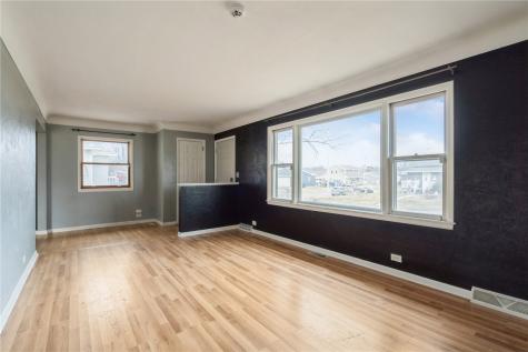 3221 Sue Lane NW Cedar Rapids IA 52405
