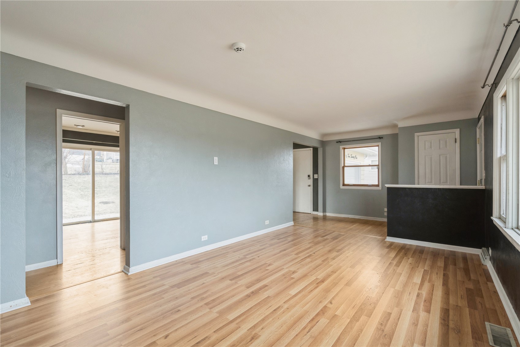 3221 Sue Lane NW Cedar Rapids IA 52405