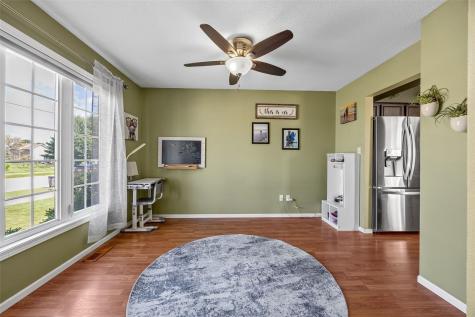 729 74th Street NE Cedar Rapids IA 52402