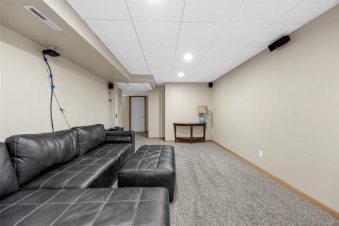 729 74th Street NE Cedar Rapids IA 52402