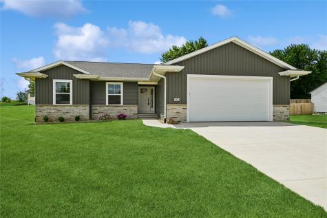 104 5th Avenue Court Coggon IA 52218