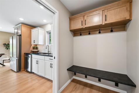 104 5th Avenue Court Coggon IA 52218