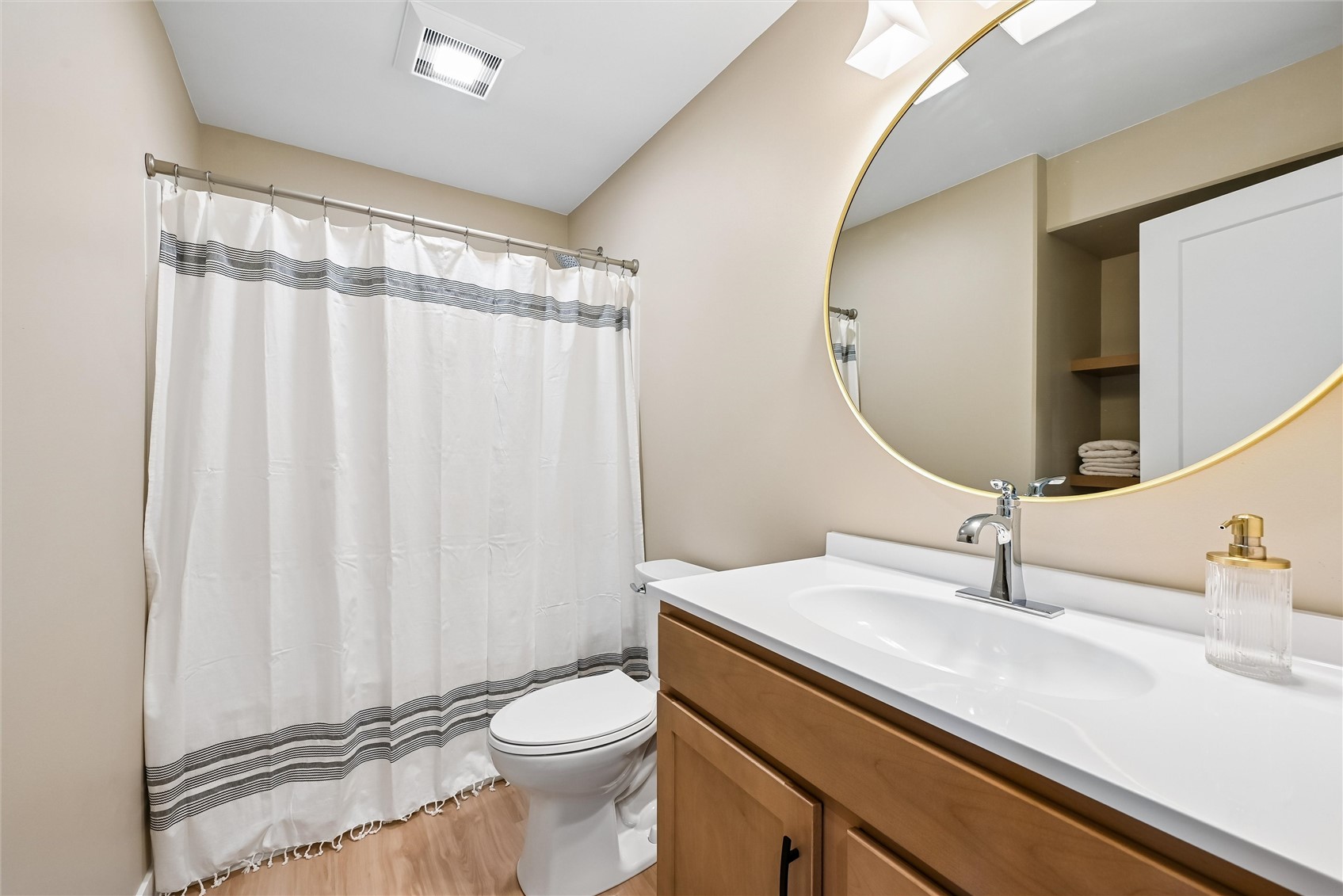 104 5th Avenue Court Coggon IA 52218