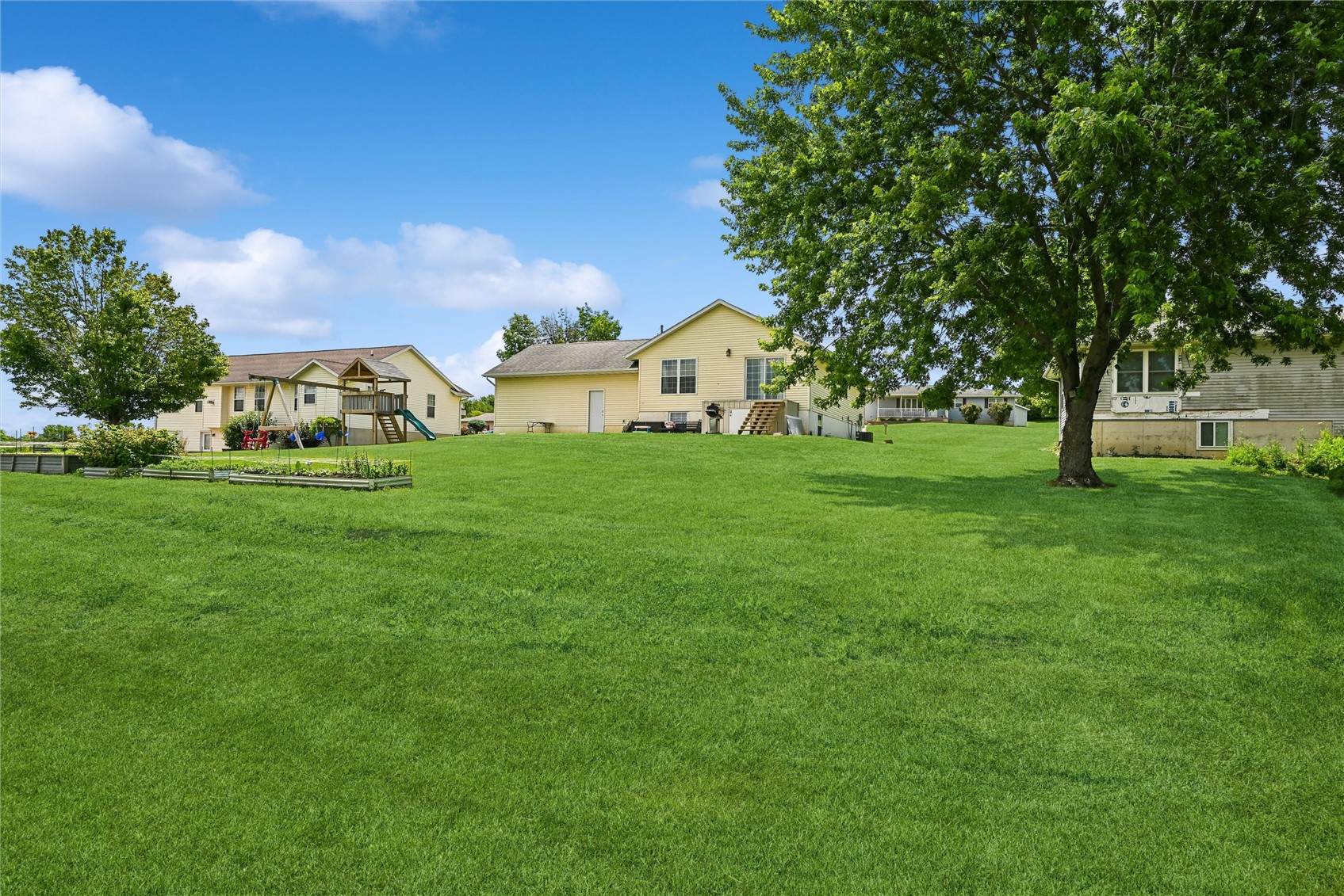 104 5th Avenue Court Coggon IA 52218