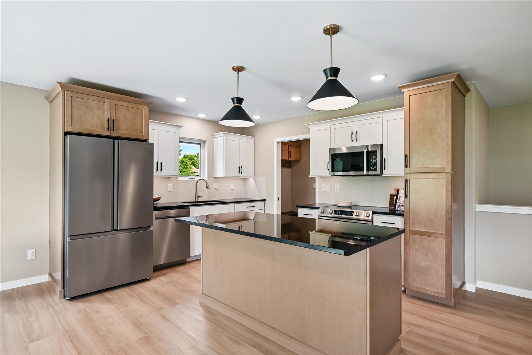 104 5th Avenue Court Coggon IA 52218