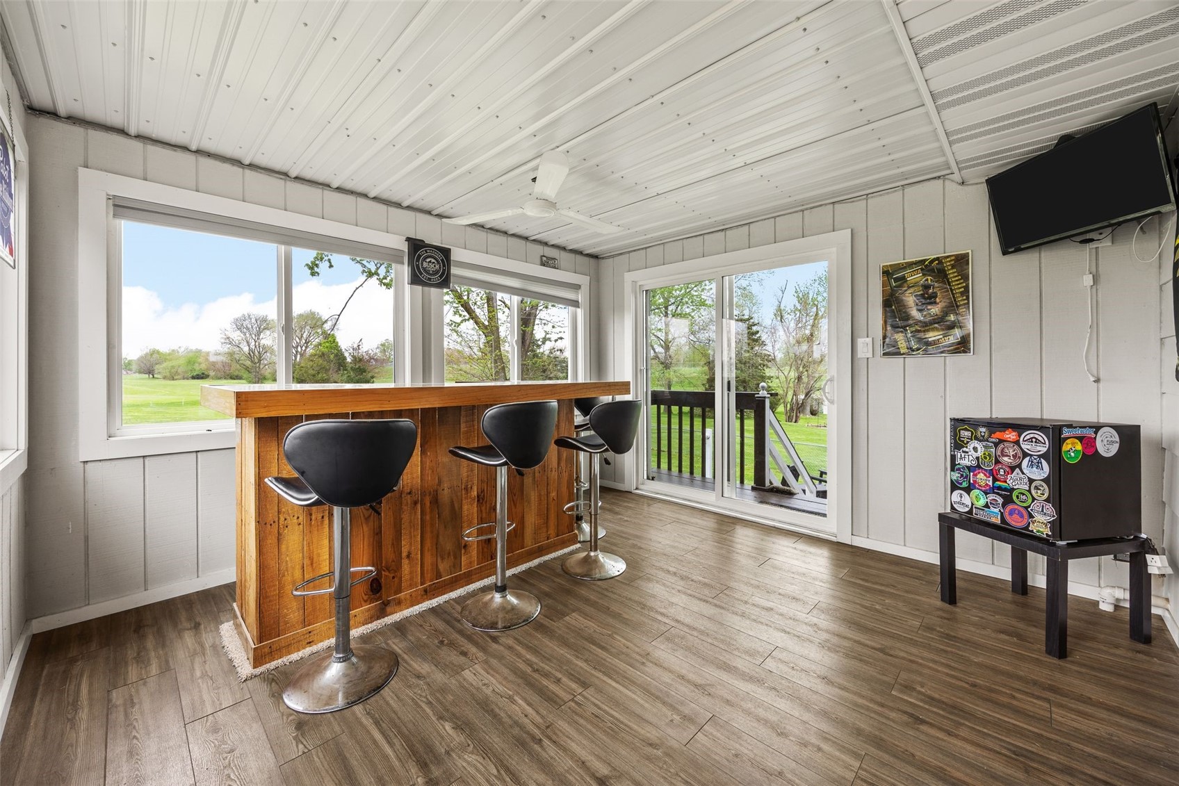 4711 Twin Pine Drive NE Cedar Rapids IA 52402