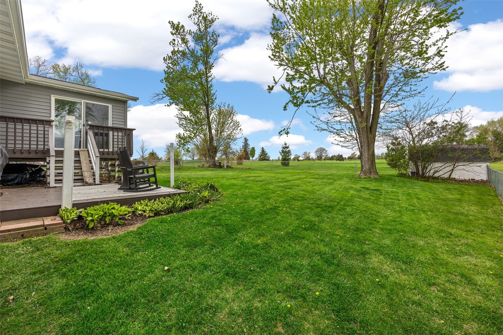 4711 Twin Pine Drive NE Cedar Rapids IA 52402