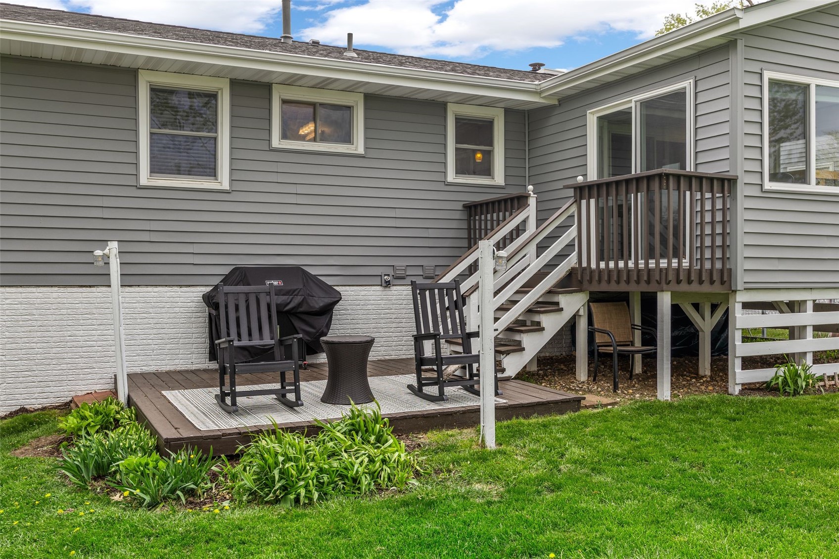 4711 Twin Pine Drive NE Cedar Rapids IA 52402