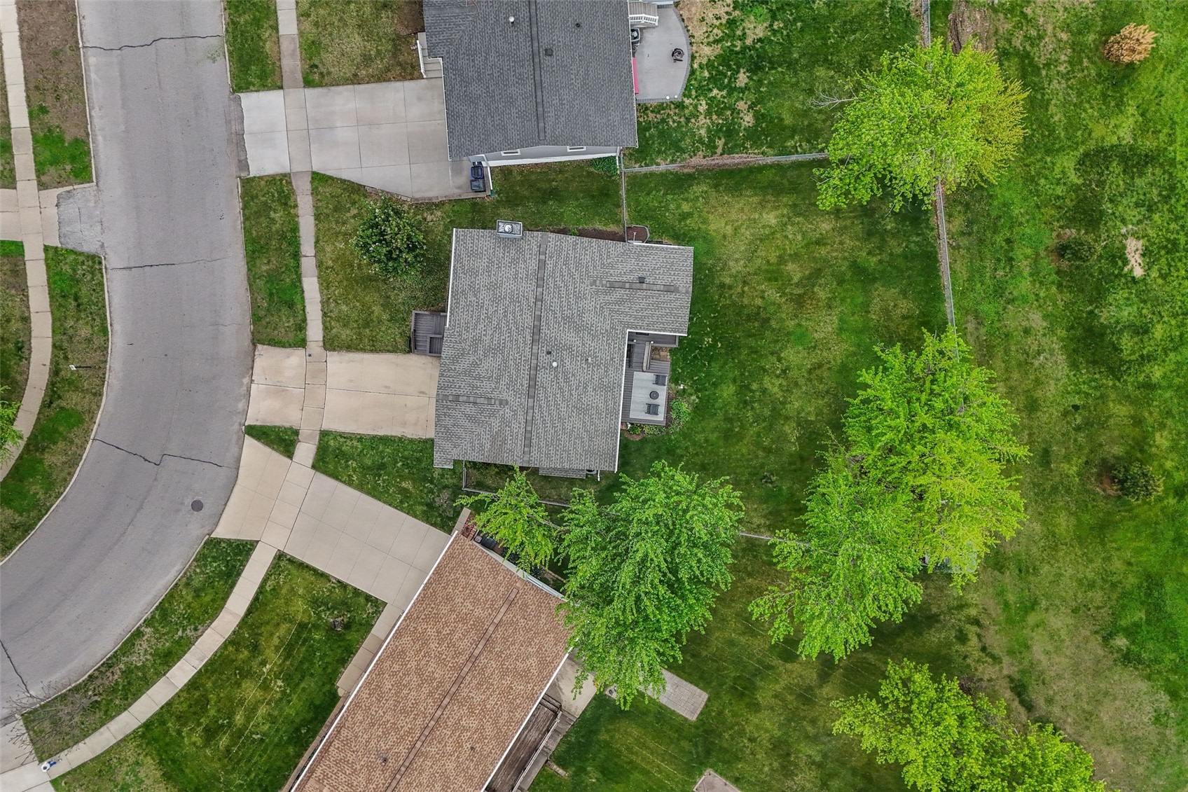 4711 Twin Pine Drive NE Cedar Rapids IA 52402