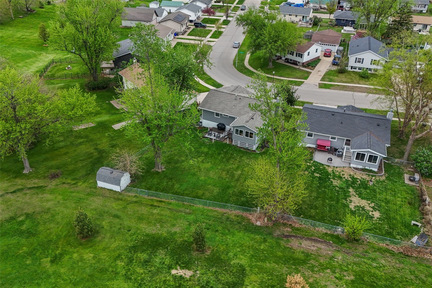 4711 Twin Pine Drive NE Cedar Rapids IA 52402