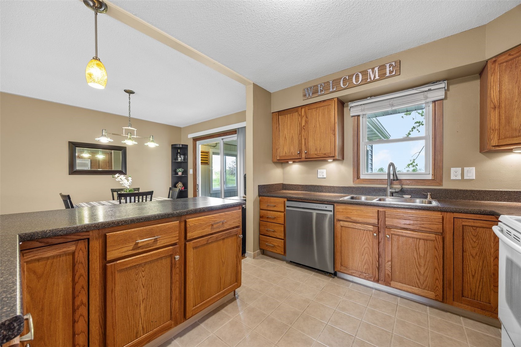 4711 Twin Pine Drive NE Cedar Rapids IA 52402