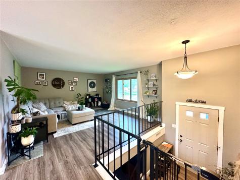 1612 Parkwood Lane NE Cedar Rapids IA 52402