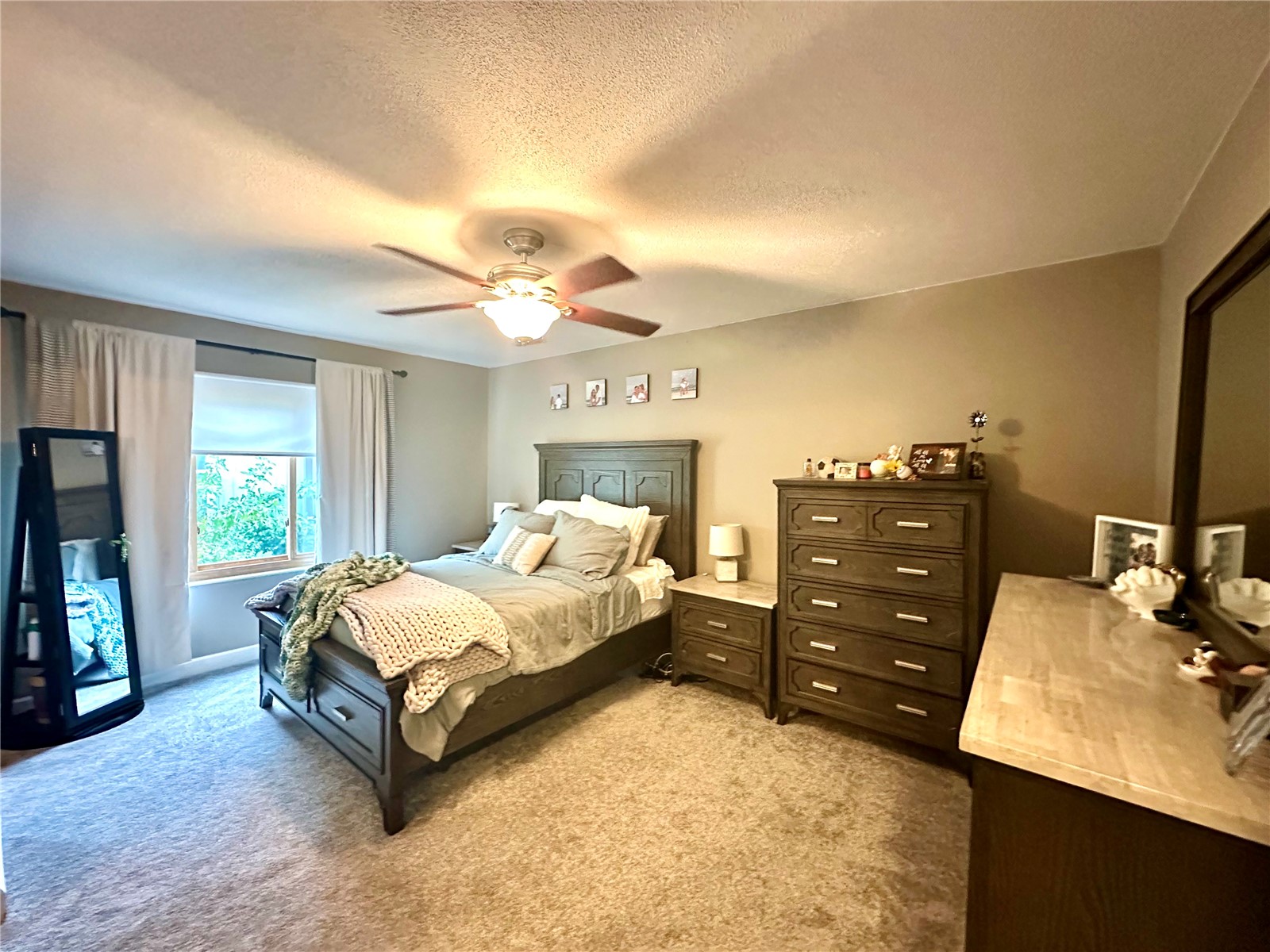 1612 Parkwood Lane NE Cedar Rapids IA 52402