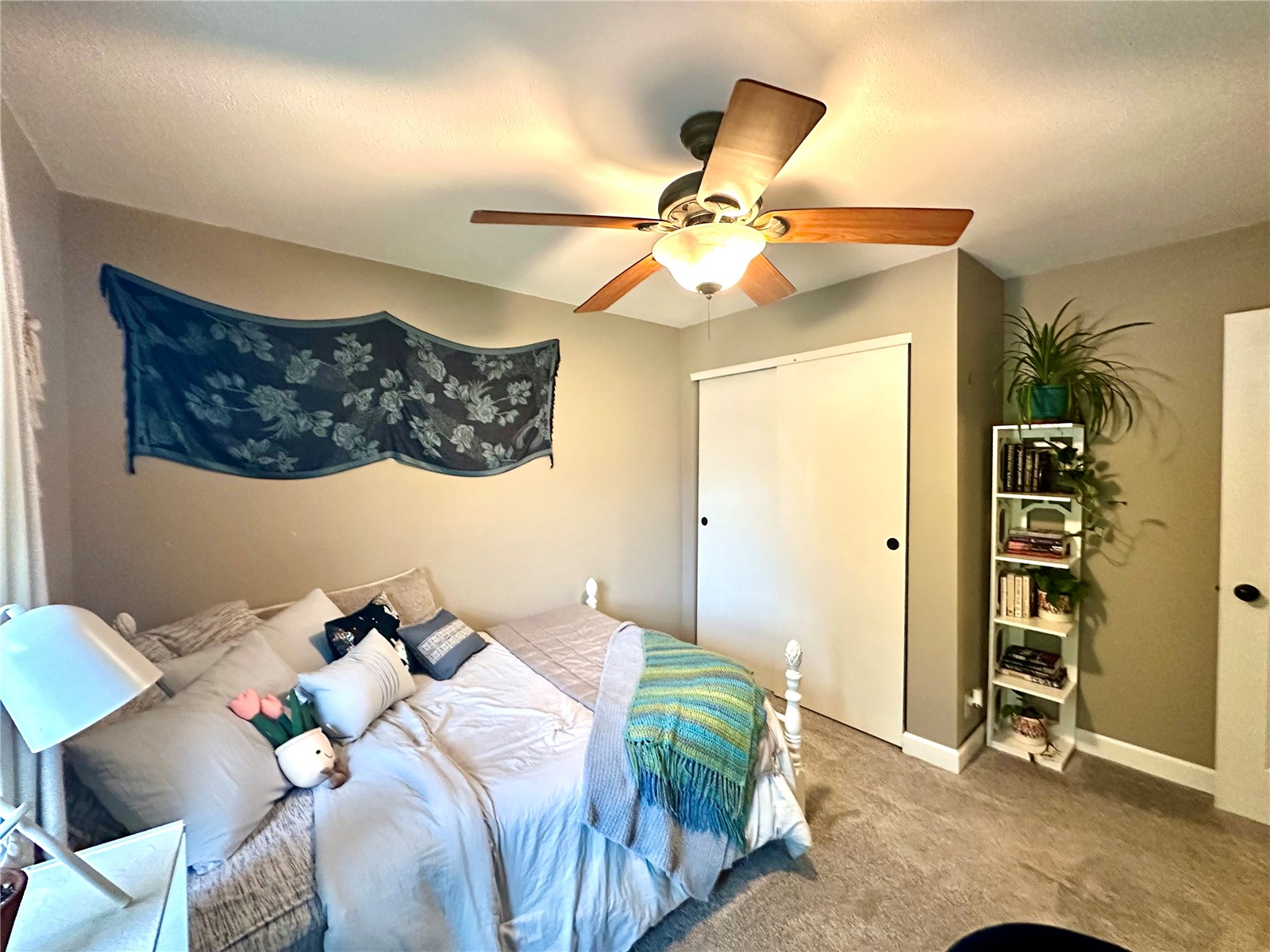 1612 Parkwood Lane NE Cedar Rapids IA 52402