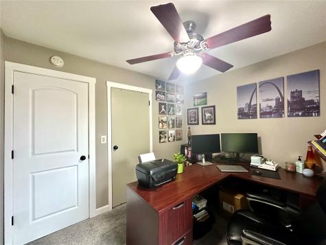 1612 Parkwood Lane NE Cedar Rapids IA 52402