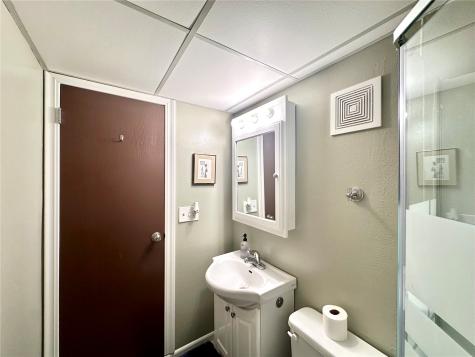 1612 Parkwood Lane NE Cedar Rapids IA 52402