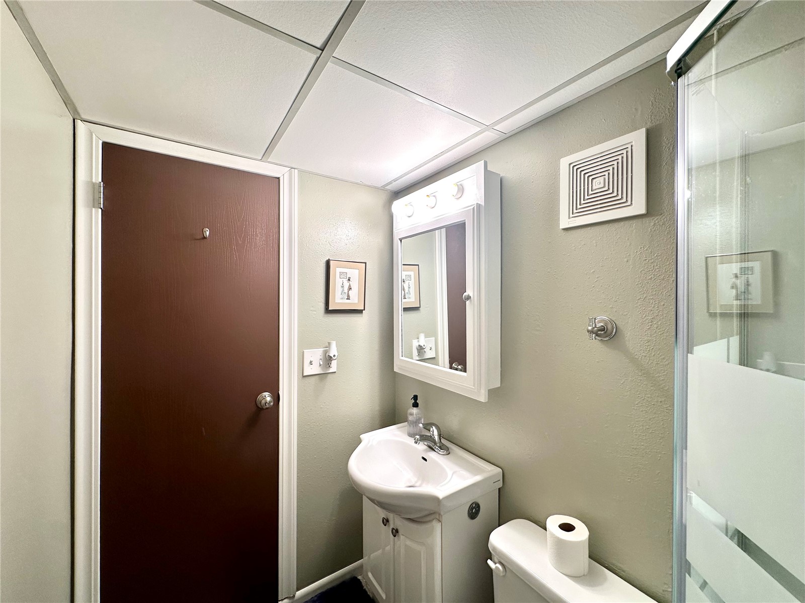 1612 Parkwood Lane NE Cedar Rapids IA 52402
