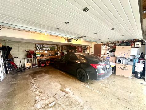1612 Parkwood Lane NE Cedar Rapids IA 52402