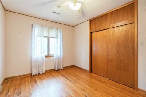 2900 Westwood Drive NW Cedar Rapids IA 52405