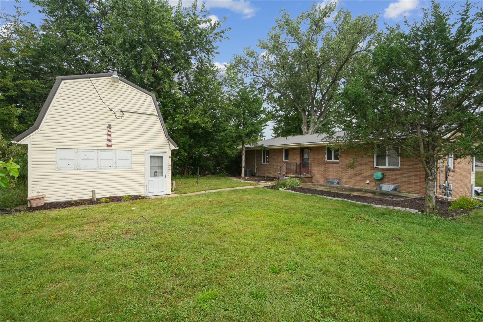 2900 Westwood Drive NW Cedar Rapids IA 52405