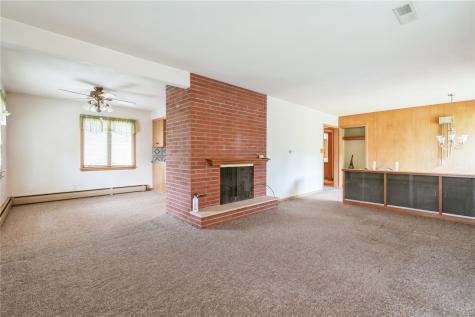 2900 Westwood Drive NW Cedar Rapids IA 52405