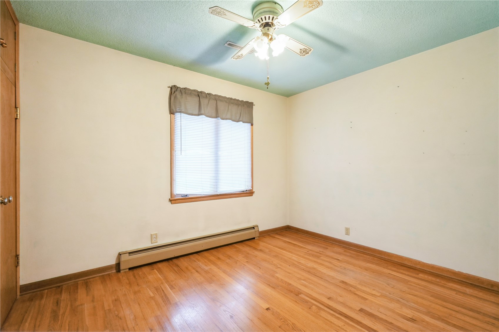 2900 Westwood Drive NW Cedar Rapids IA 52405