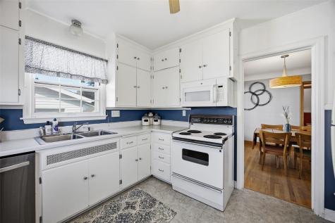 424 Dunreath Drive NE Cedar Rapids IA 52402